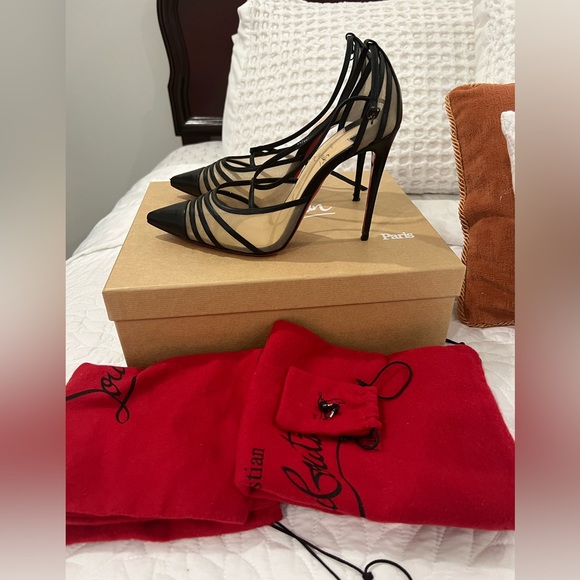 Christian Louboutin Theodorela 100 Pumps in size 38.5 - Picture 2 of 5